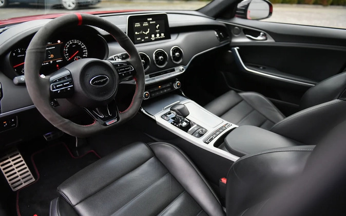 Kia Stinger cena 169900 przebieg: 60000, rok produkcji 2018 z Rzeszów małe 781